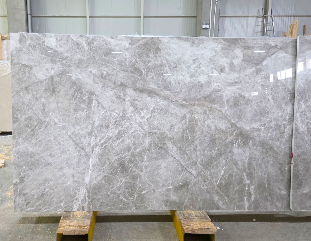 Marmilux Natural Stones Grigio Velvet Mermer