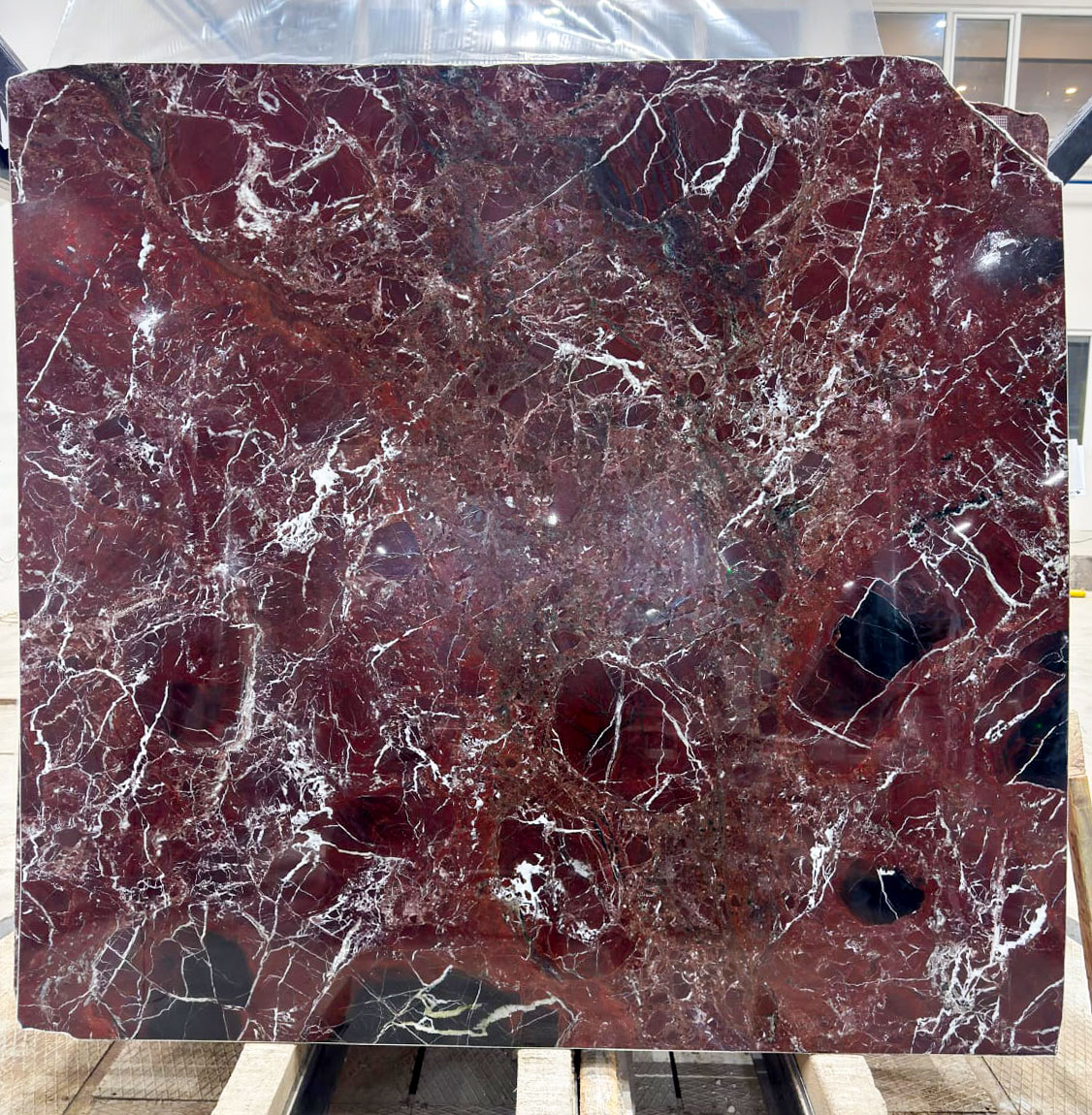 Marmilux Natural Stone ROSSO LEVANTO